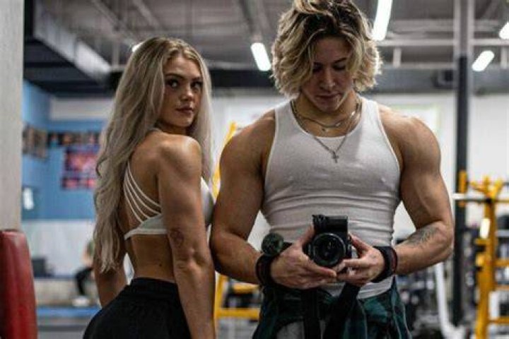 Alex Eubank (TikTok Star) Yaş, Doğum G&uuml;n&uuml;, Biyo, Ger&ccedil;ekler, Aile, Net