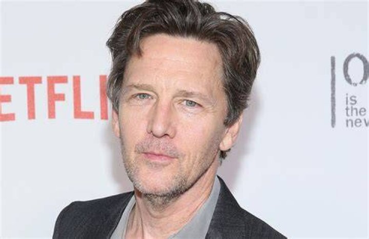 Andrew Mccarthy Net Worth Bio, Wiki, Age, Career & More