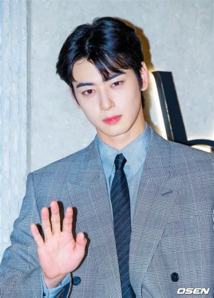 Cha Eun Woo h&oacute;a ma c&agrave; rồng trong phim mới, gặp lại người t&igrave;nh Moon Ga