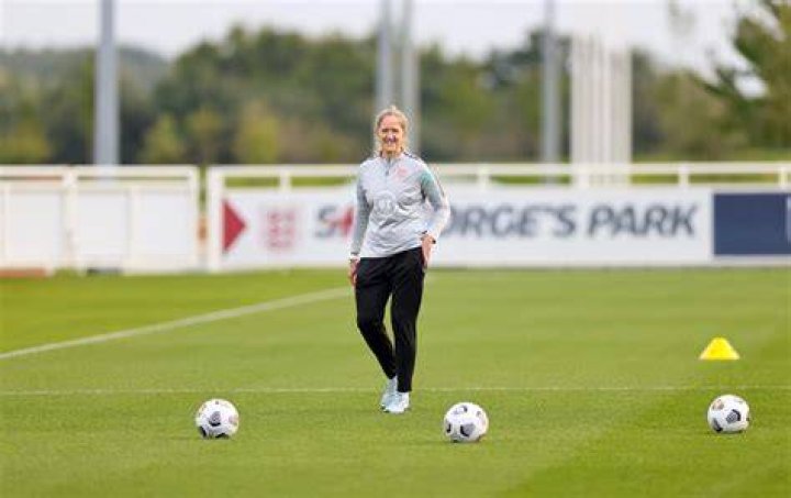 Dawn Scott to step down as Lionesses physical performance manager