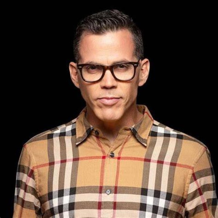 Steve O net worth, age, spouse, parents, career, education, books, profiles Briefly.co.za