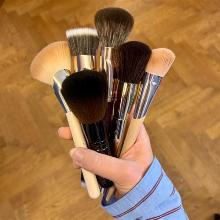The 5 Best Bronzer Brushes According to Sephora Reviews StyleCaster